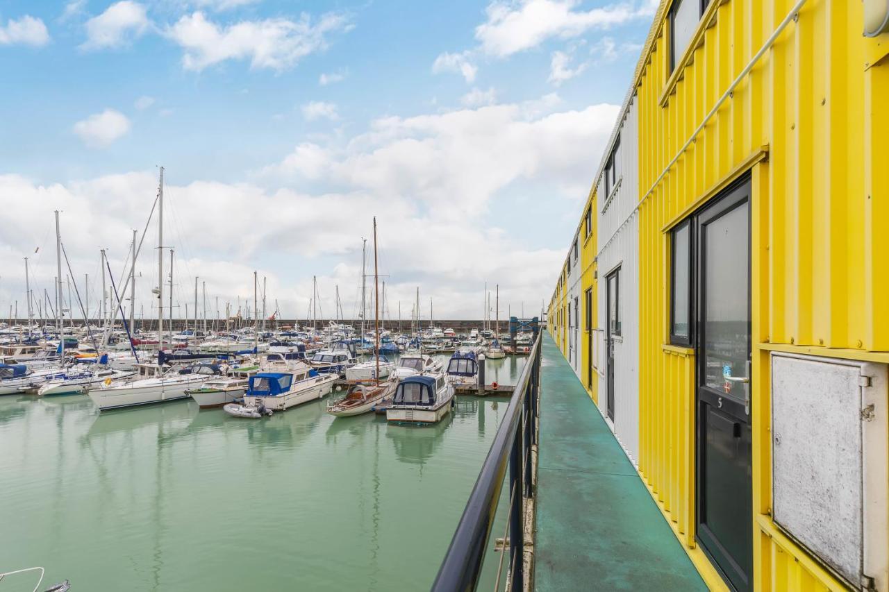 Apartmán On The Water With Free Parking - By My Getaways Hove Exteriér fotografie